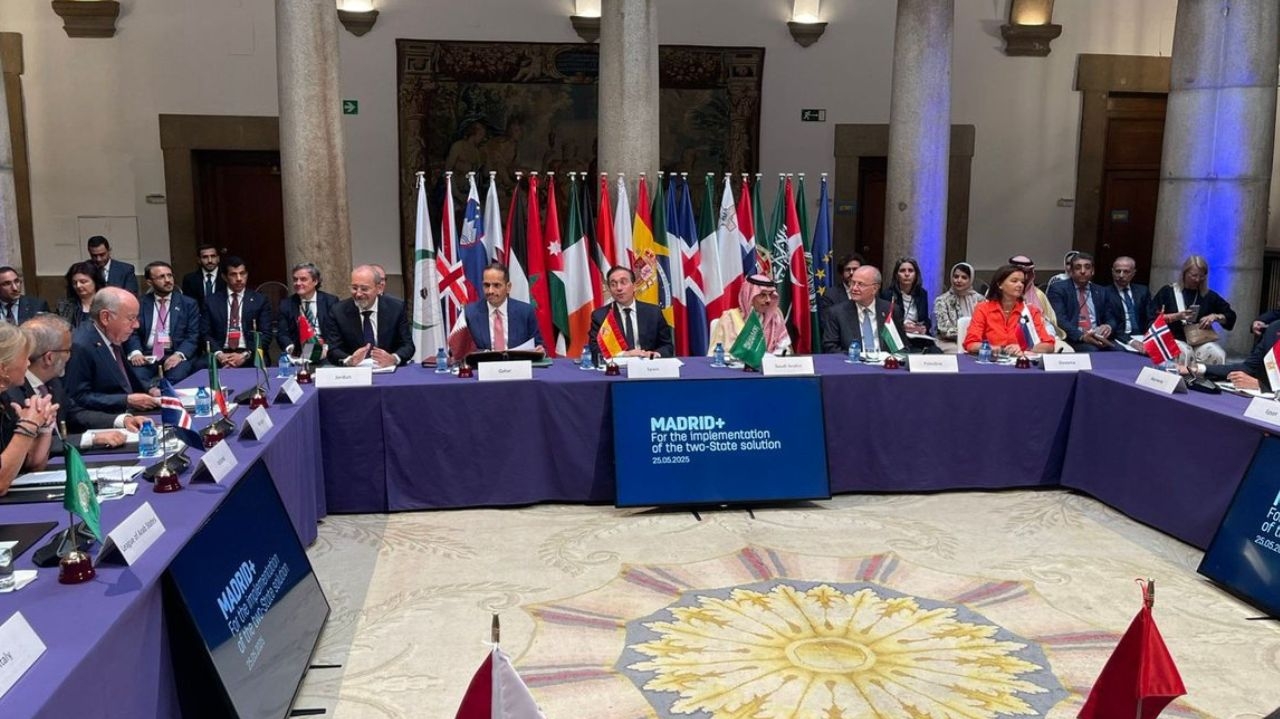 Brasil participa de reunião de cúpula na Espanha para discutir criação do Estado da Palestina Lorena Bueri