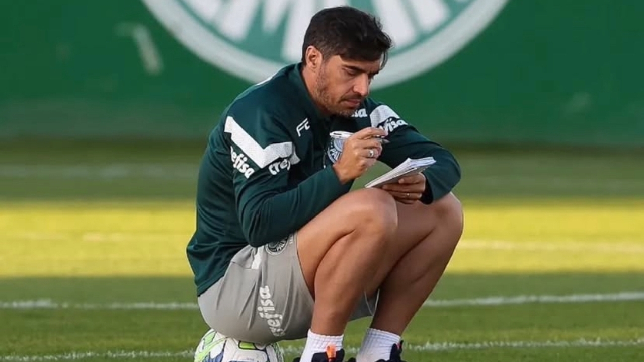 Palmeiras enfrenta desfalques e suspensões em jogo decisivo antes do Mundial FIFA Lorena Bueri