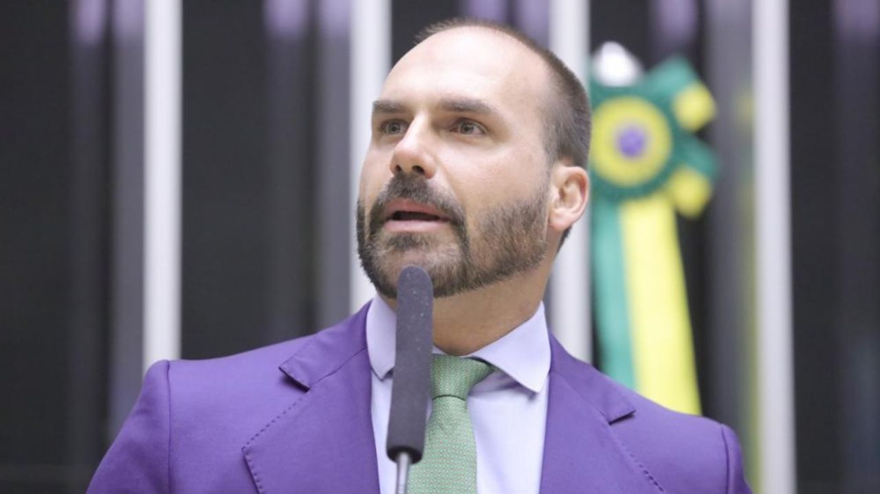 STF mira Eduardo Bolsonaro por ações contra Brasil nos EUA Lorena Bueri
