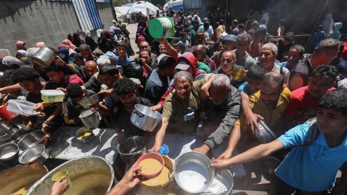 Caos em Gaza paralisa entrega de ajuda e caminhões da ONU são saqueados Lorena Bueri