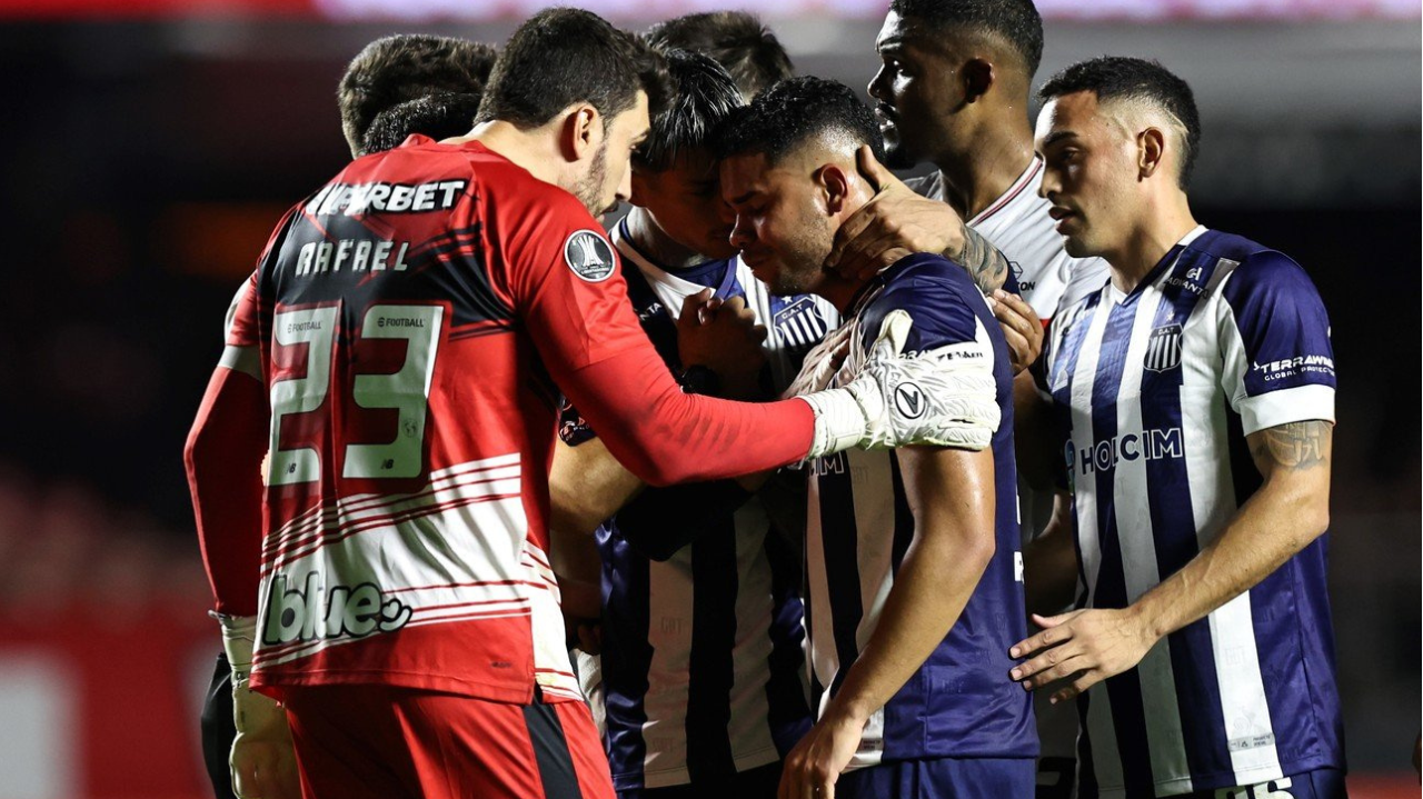 Talleres se pronuncia após acusação em jogo contra o São Paulo Lorena Bueri