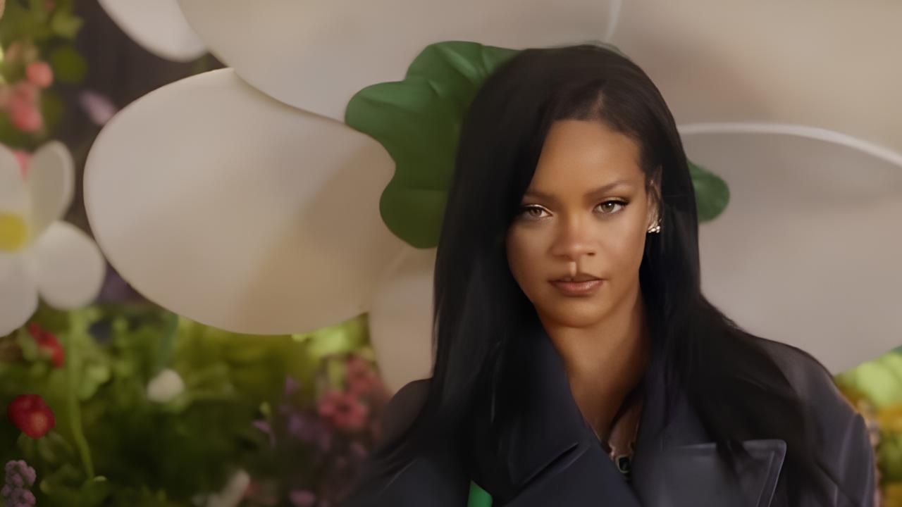 Rihanna estreia no topo da Billboard Bubbling Under com Friend of Mine Lorena Bueri
