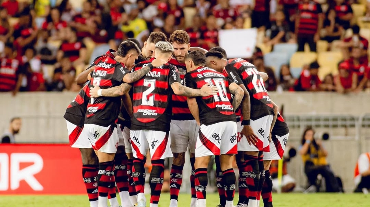 Mauro Beting aposta em classificação do Flamengo na briga pelo título Lorena Bueri