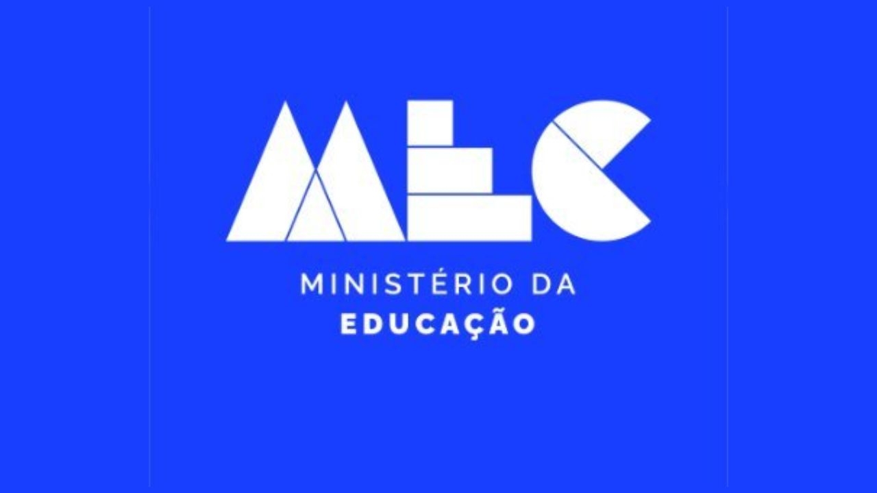 MEC oferece auxílio de R$ 200 por mês a alunos de cursinhos populares Lorena Bueri