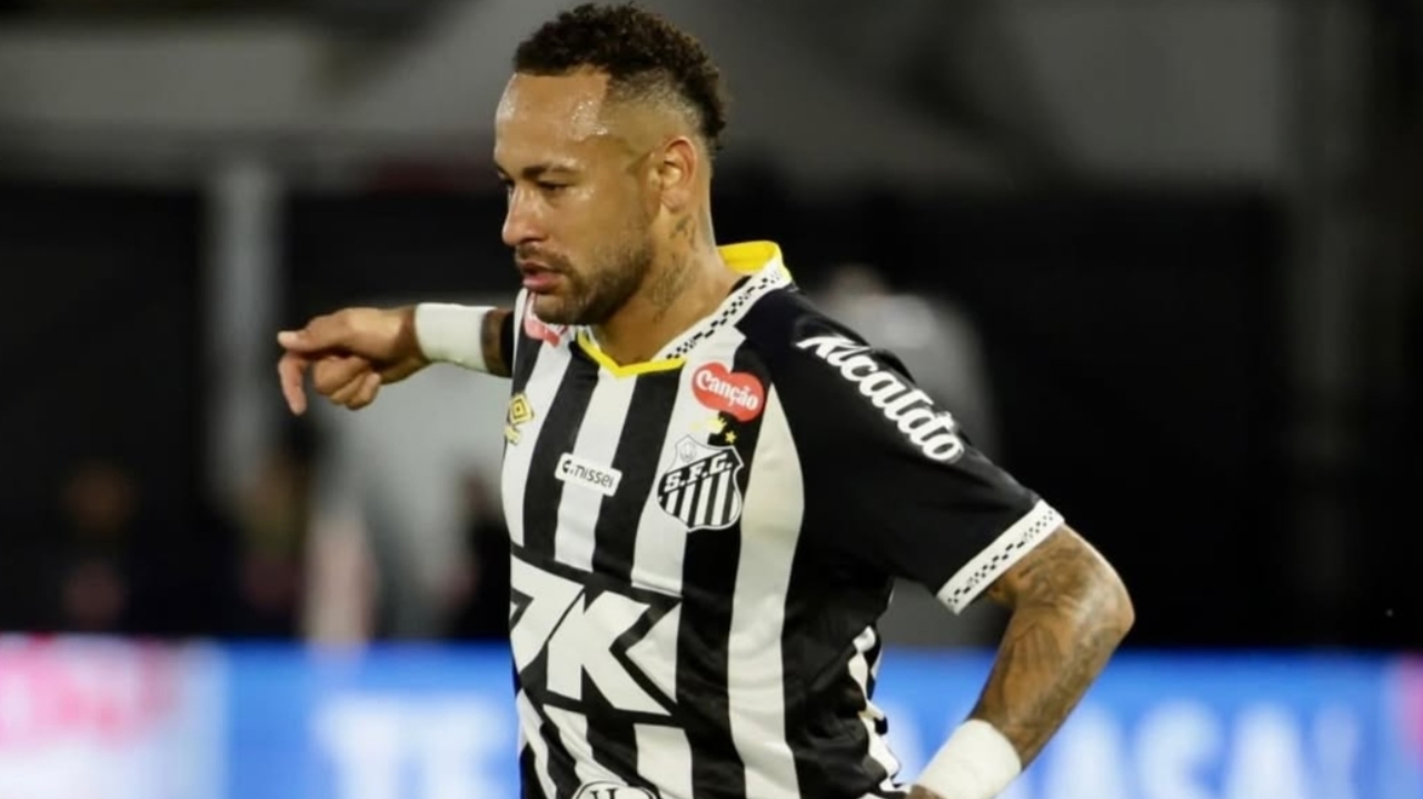 Neymar nega interesse em ir para o Flamengo e se irrita com jornalista Lorena Bueri