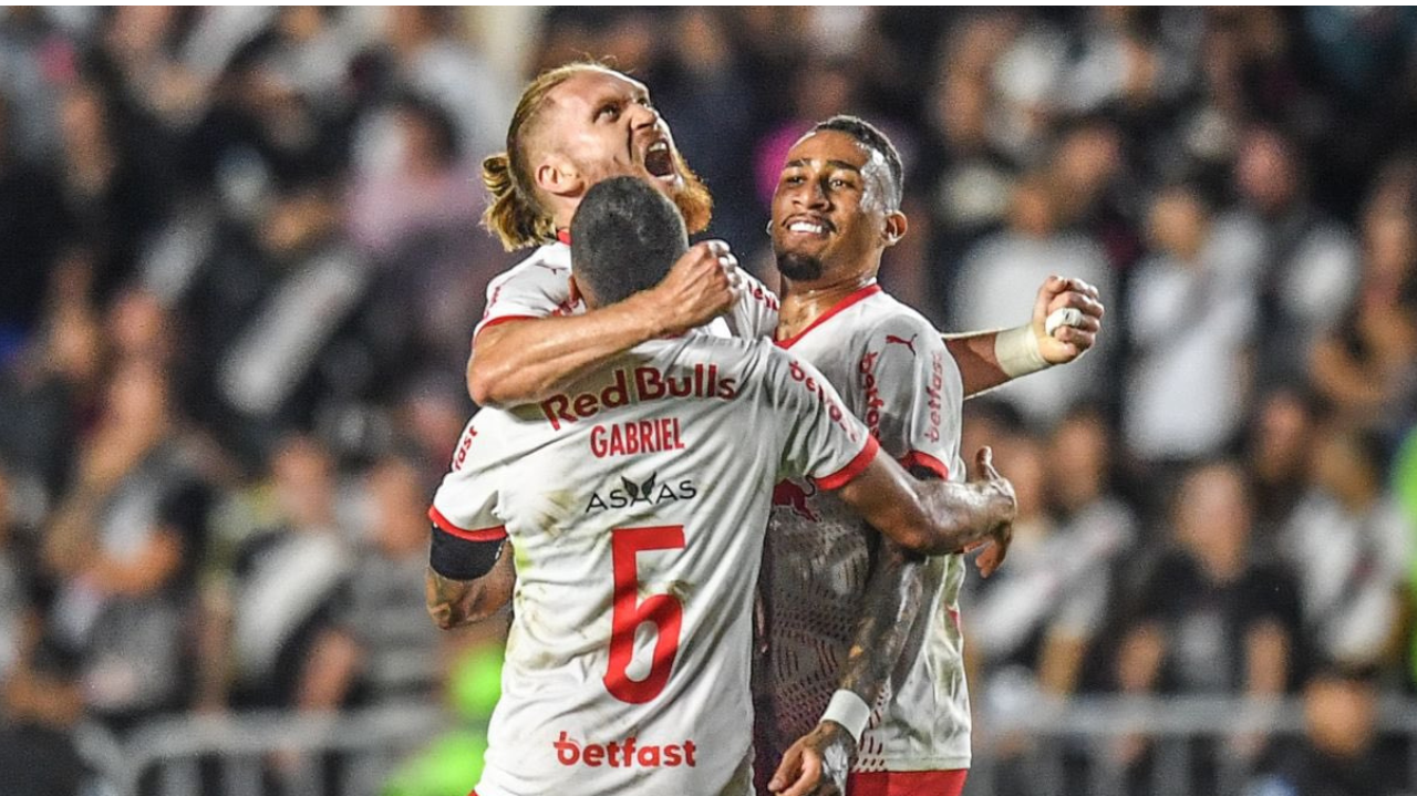 Bragantino vence o Vasco em São Januário e dorme na liderança do Brasileirão  Lorena Bueri