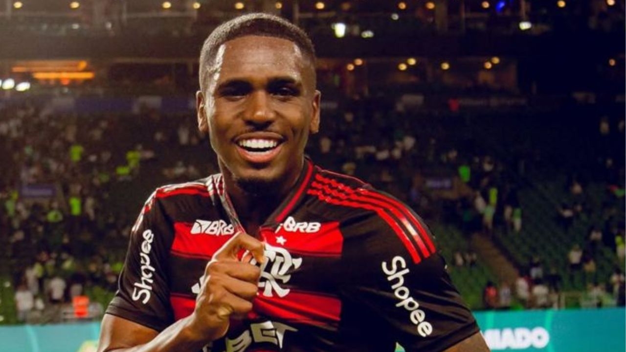 Everton Araújo sonha alto e mira no topo com o Flamengo Lorena Bueri