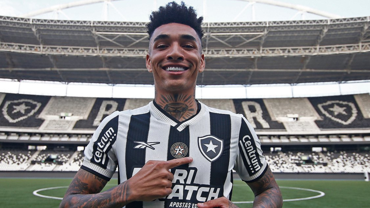 Ausência de Igor Jesus muda jeito de jogar do Botafogo  Lorena Bueri