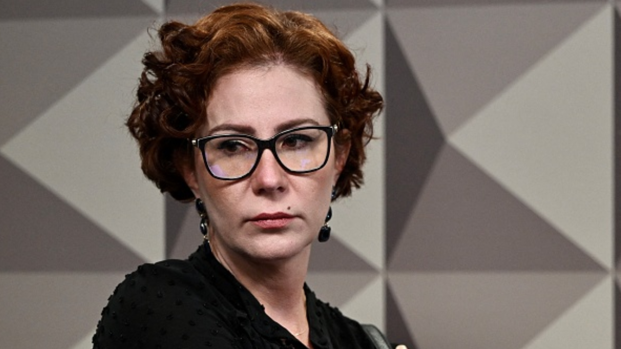 PGR pede prisão preventiva de Carla Zambelli após viagem da parlamentar aos EUA Lorena Bueri