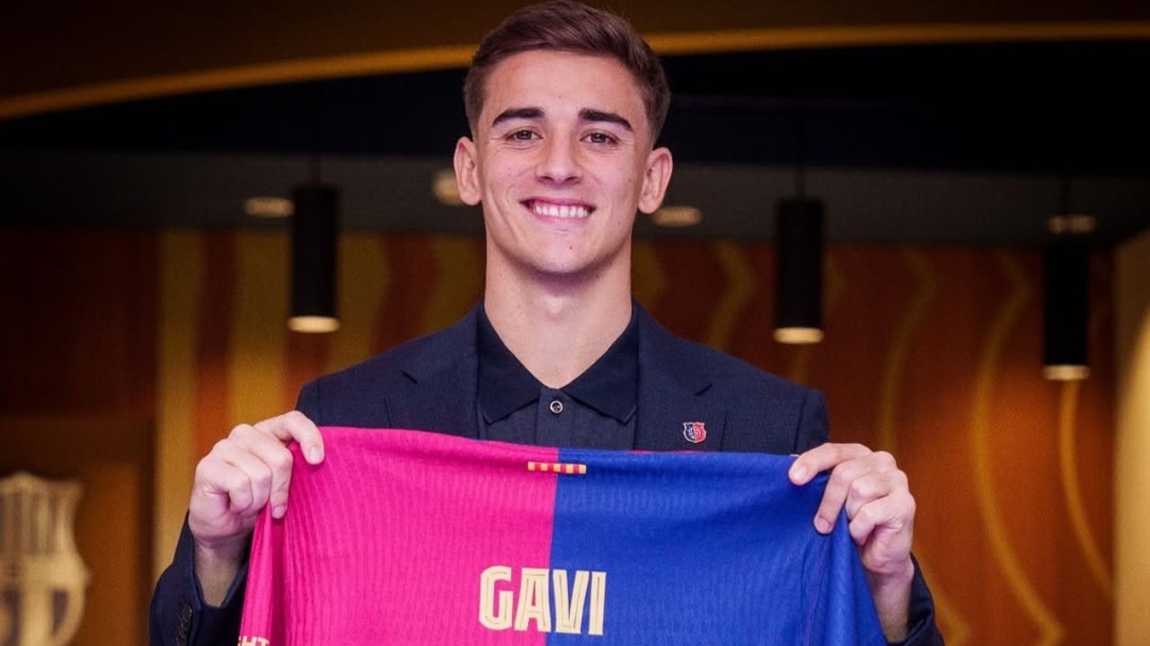 Gavi reafirma amor ao Barcelona e afasta rumores sobre saída Lorena Bueri