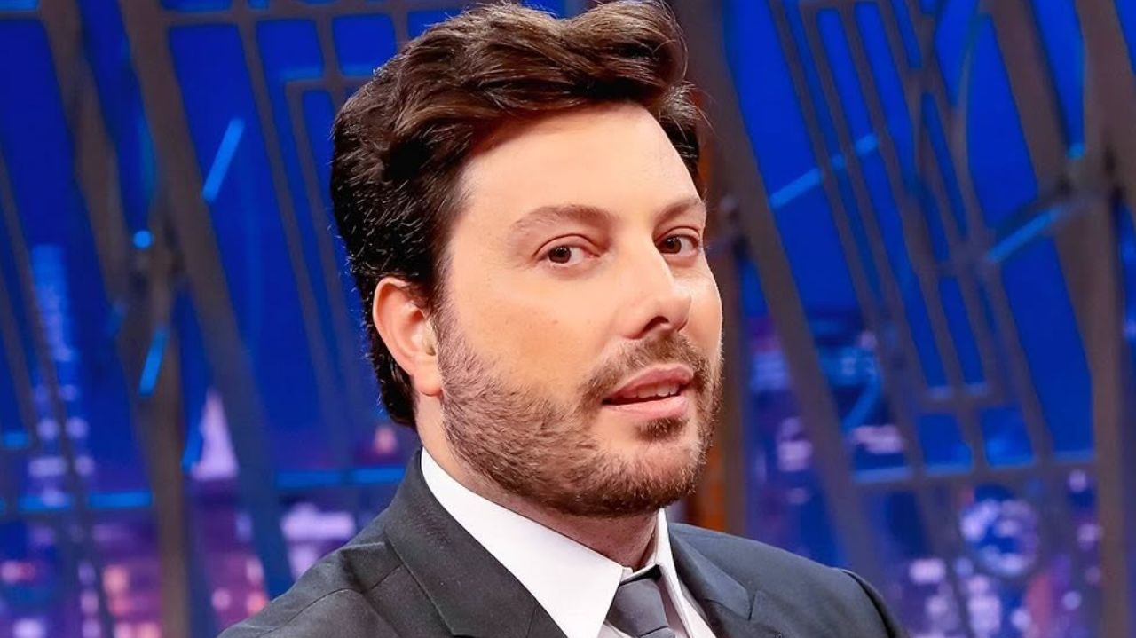 Danilo Gentili se pronuncia em defesa de Leo Lins e diz: 'humor não comete crimes' Lorena Bueri