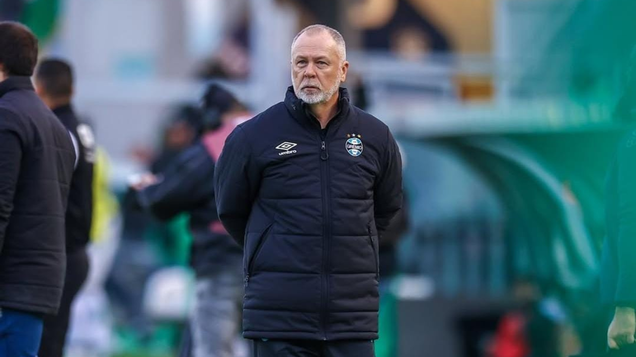 Grêmio se reapresenta e Mano Menezes prepara elenco para próximos jogos Lorena Bueri