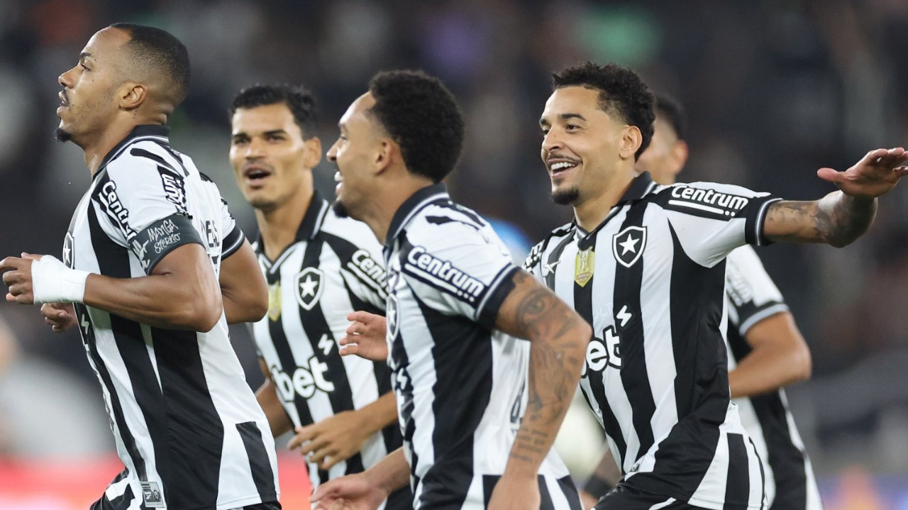 Botafogo define roteiro para semana de estreia no Mundial Lorena Bueri
