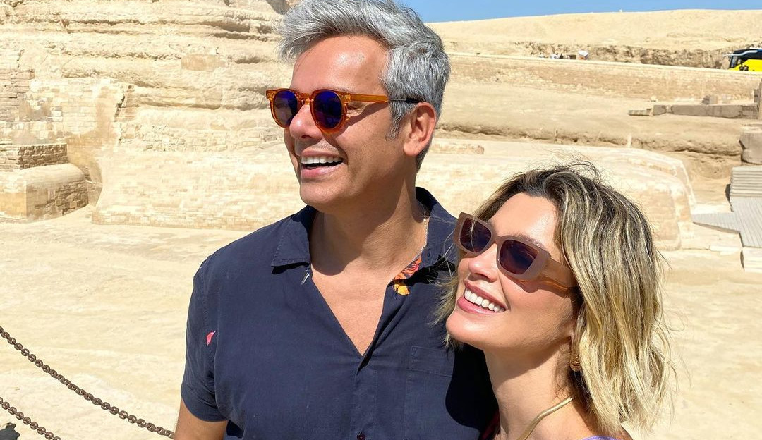 Flávia Alessandra e Otaviano Costa comemoram 15 anos de casados no Egito Lorena Bueri