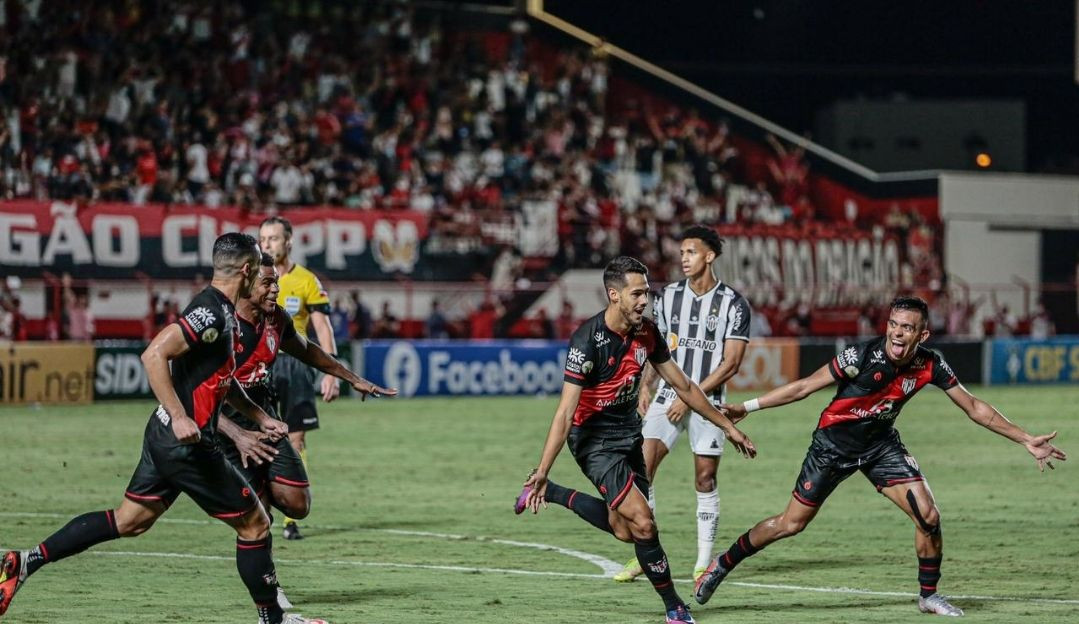 Fim da invencibilidade: Atlético-MG sofre virada do Atlético-GO fora de casa em Goiânia