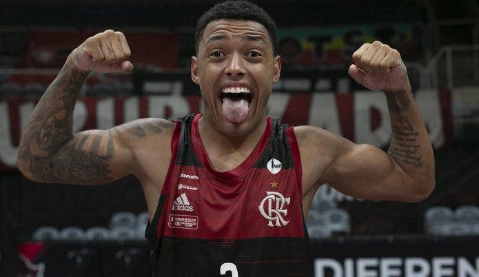 Exclusivo: Yago Mateus fala sobre Flamengo, seleção brasileira e expectativas para o futuro