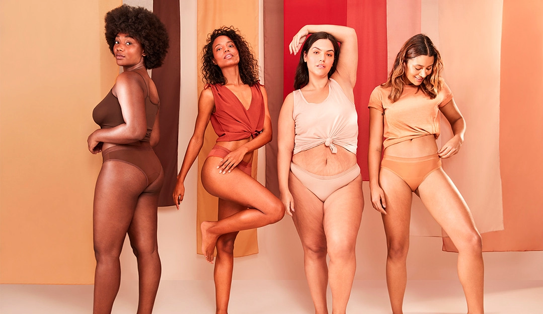 Naked: Pantys e AMARO se unem em collab e lançam coleção  Lorena Bueri