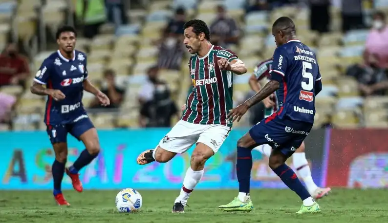 STJD absolve Fred do Fluminense por lance com Ronald do Fortaleza