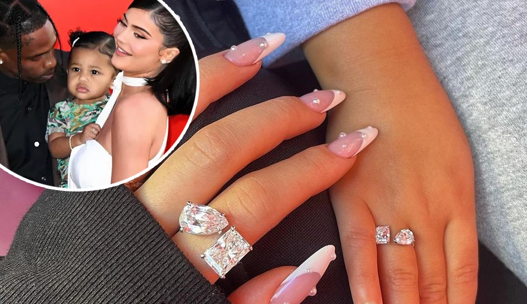 Kylie Jenner e Stormi ganham anéis de diamantes de Travis Scott: 'Combinando' Lorena Bueri