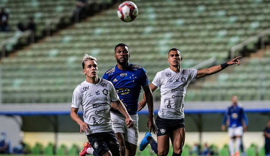 STJD julgará Cruzeiro por injúria racial realizado por torcedor  em jogo contra o Remo  Lorena Bueri