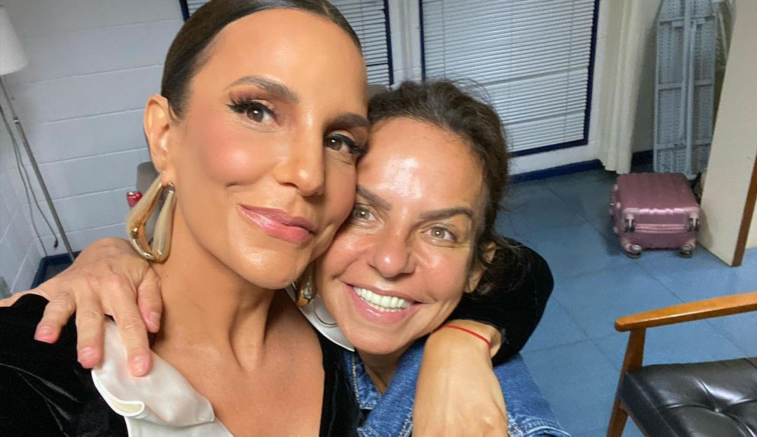 Em meio a rumores de separação, Ivete Sangalo aproveita viagem com a irmã