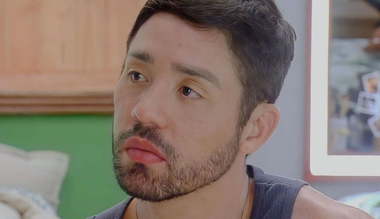 Rico Melquiades reclama do PlayPlus e é cortado pela produção em ‘A Fazenda 13’: ‘Às vezes tem corte’