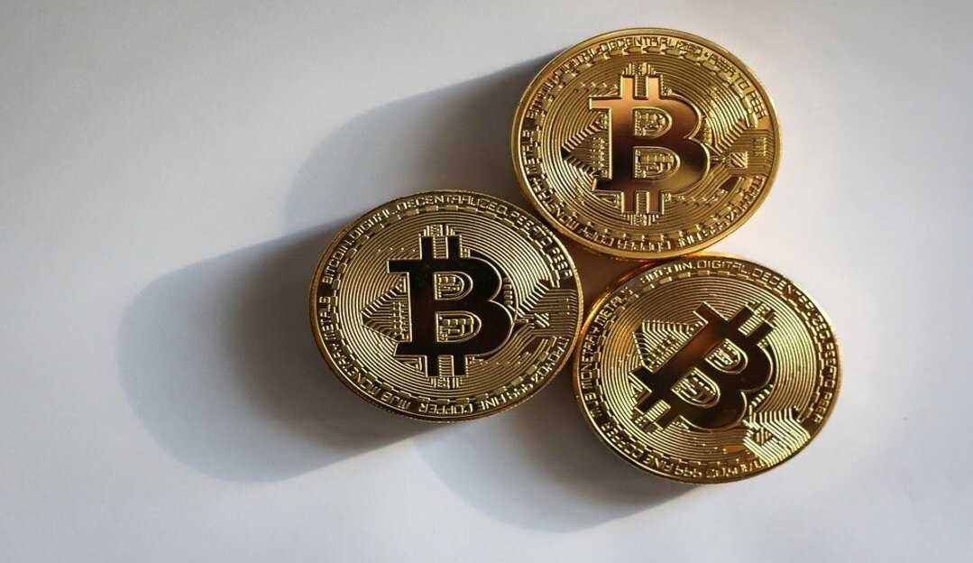 Preço do Bitcoin tem queda de quase 30% após decisão monetária da Fed