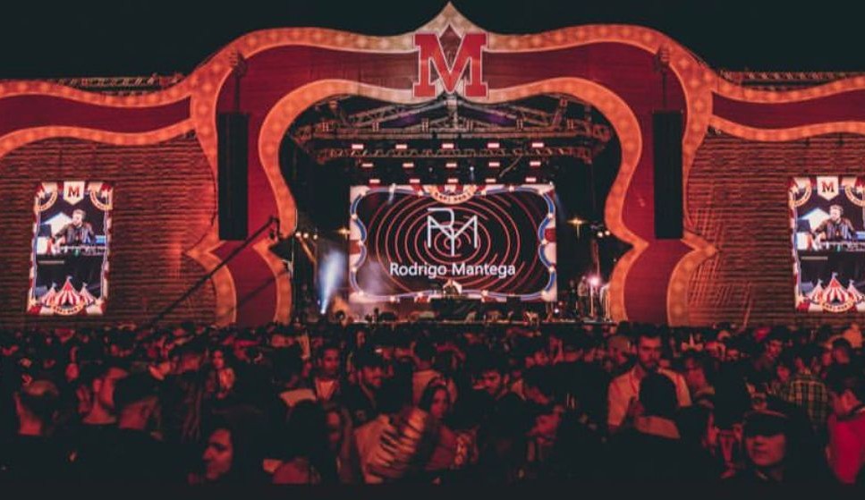 DJ Rodrigo Mantega já dividiu o palco com grandes estrelas da música e se tornou referência no Brasil