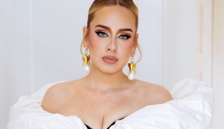 Sucesso absoluto, Adele completa terceira semana no topo da Billboard com seu álbum “30”