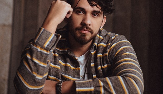 Gustavo Mioto se mostra preocupado em voltar a dar shows “Tudo acontece tão rápido!”.