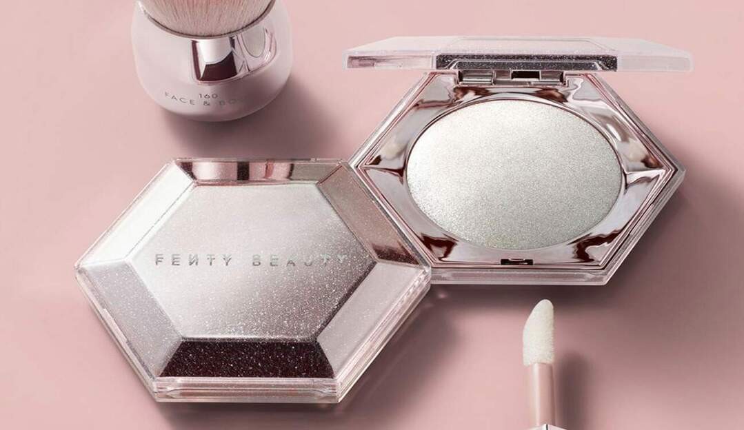 Fenty Beauty lança o Diamond Bomb, seu novo iluminador