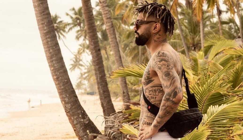 Gabigol aproveita suas férias em local paradisíaco na Bahia