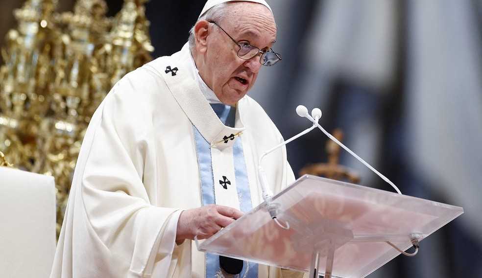 Papa Francisco fala sobre violência contra mulheres em mensagem de Ano Novo