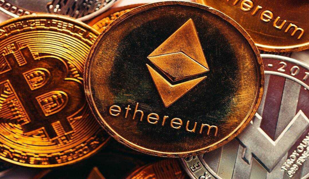 Mercado de criptomoedas atingirá um valor de dezenas de trilhões de dólares, afirma bilionário 