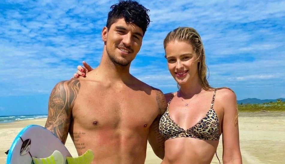 Yasmin Brunet revela que o surfista Gabriel Medina está em tratamento para a saúde mental