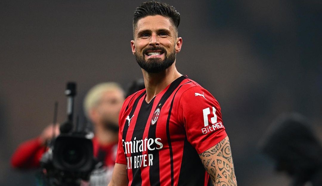 Giroud decide Derby de Milão