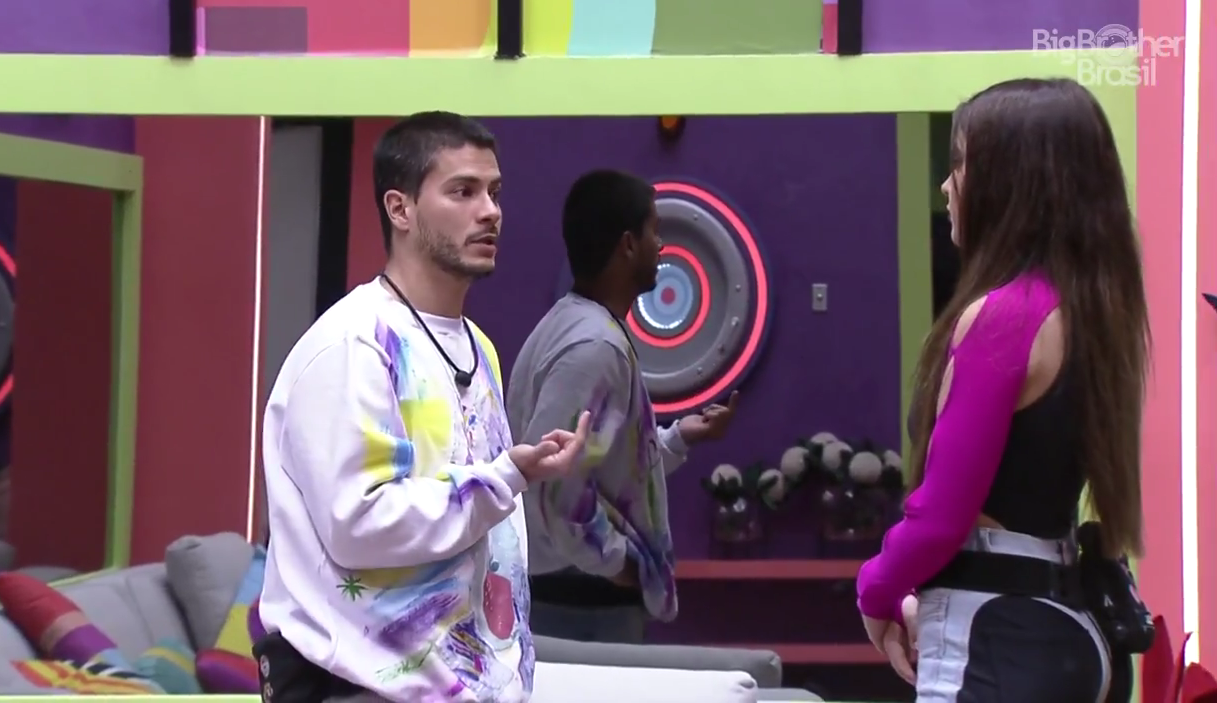 BBB22: Arthur Aguiar e Jade Picon trocam farpas dentro e fora da casa