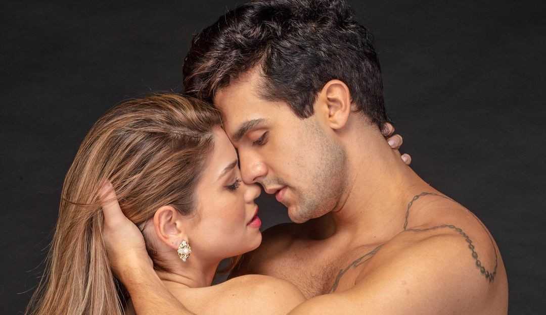 Luan Santana e namorada fazem ensaio de topless