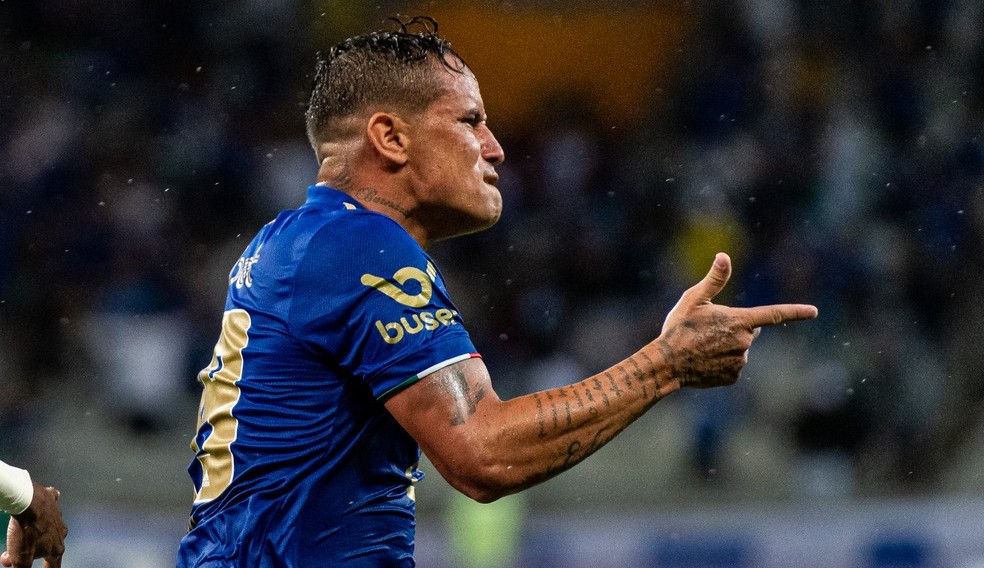 Cruzeiro volta a ser protagonista no Mineiro e joga nesta quinta para retomar a liderança do campeonato