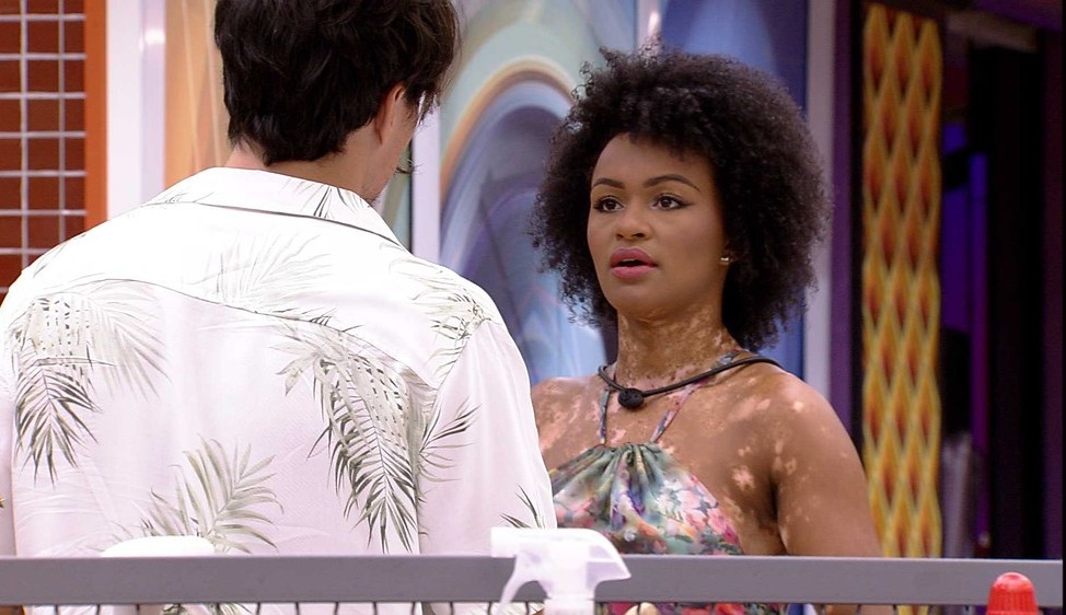 BBB22: Natália para Eliezer: ‘A gente não tem que viver em prol do que as pessoas pensam’