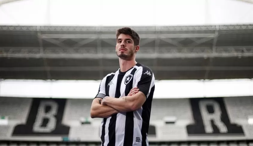 Botafogo anuncia contratação por empréstimo de Lucas Piazon