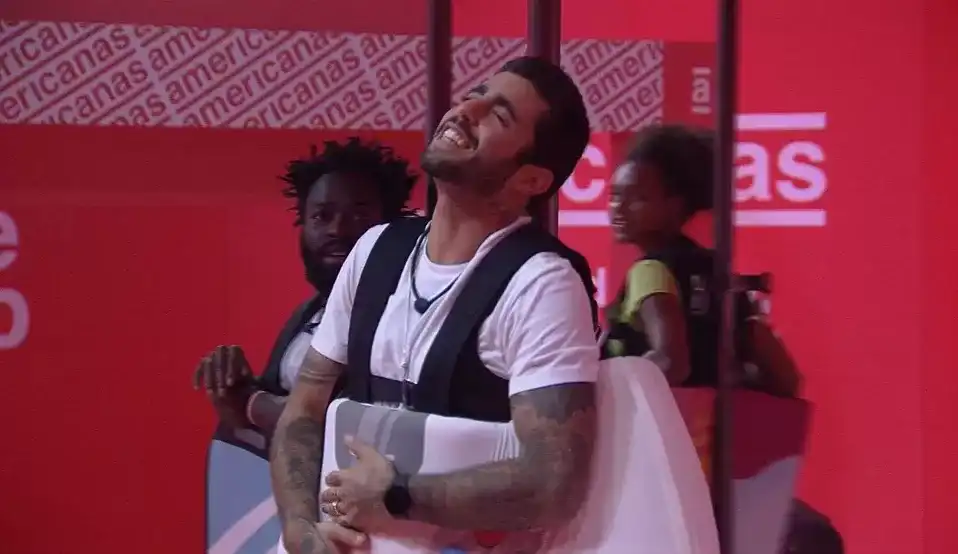 BBB22: Após 5 horas de prova, Pedro Scooby é o primeiro a desistir