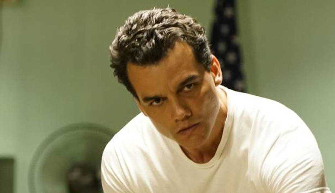 Wagner Moura é escalado para novo filme com Chris Evans e Ryan Gosling
