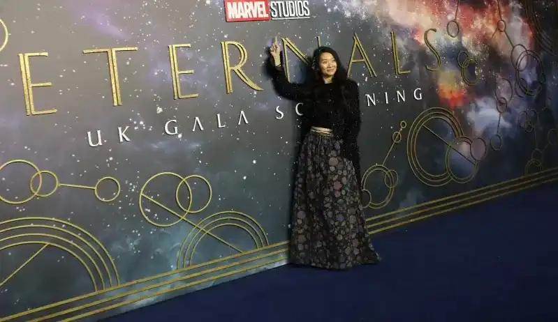 Chloé Zhao afirma entender a recepção mista ao filme “/Eternos”/