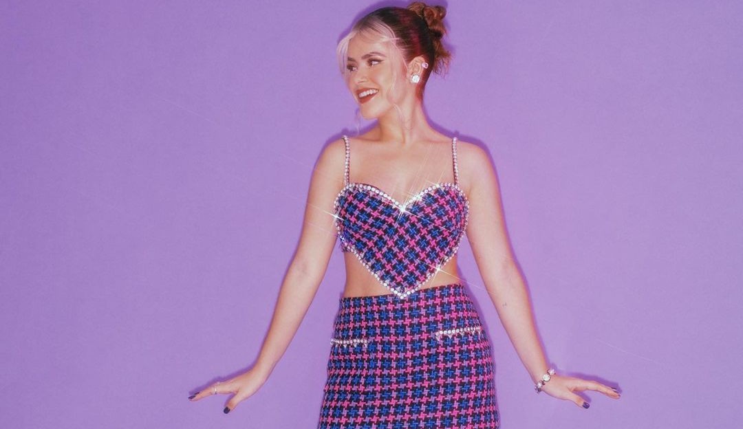 Maisa usa look de R$ 7 mil em desfile de moda de GKay 