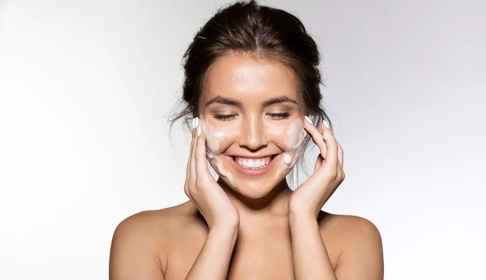 Produtos com ácido hialurônico que você precisa conhecer
