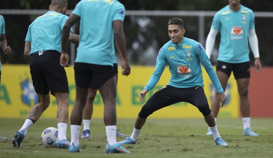 Partida entre Chile e Brasil ocorre hoje (24), no Maracanã