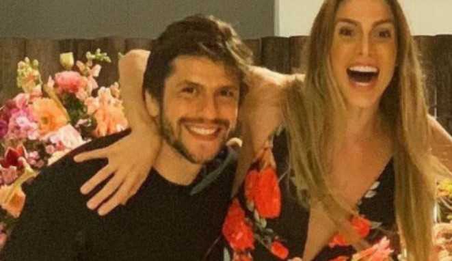 Vem bebê por aí! Bia Feres anuncia que está grávida de seu primeiro filho com Mauricio Sirotsky