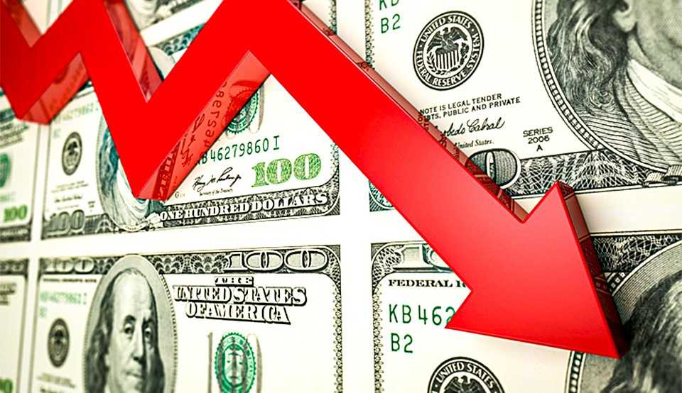 Dólar cai e fecha em 4,83 reais na última quinta-feira