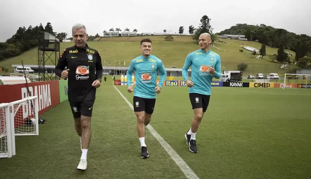 Em jogo contra a Bolívia, seleção brasileira busca alternativas para vencer altitude